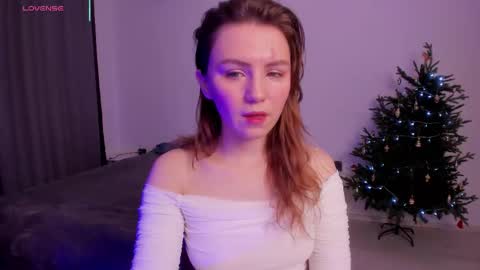 Bramble online show from December 4, 2025, 9:51 am