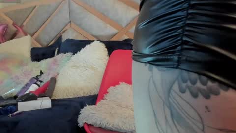 Snapshot of _brendamichel_ chatting on February 5, 2025, 7:31 pm Brenda online show from February 5, 2025, 7:31 pm