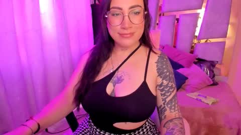 Snapshot of _briigite chatting on October 9, 2025, 2:04 pm Angie Independent model online show from October 9, 2025, 2:04 pm