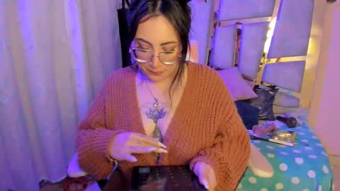 Snapshot of _briigite chatting on November 16, 2025, 3:23 am Angie Independent model online show from November 16, 2025, 3:23 am