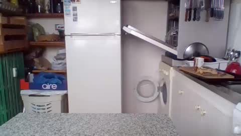 Snapshot of _bubble_buttfunxxx chatting on December 26, 2024, 9:22 am _bubble_buttfunxxx online show from December 26, 2024, 9:22 am