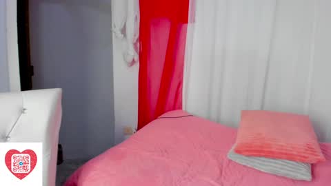 Snapshot of _careless_whisper_ chatting on December 31, 2024, 12:11 am _careless_whisper_ online show from December 31, 2024, 12:11 am