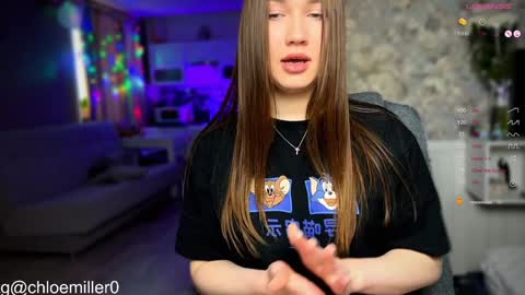 Snapshot of _chloe_miller_ chatting on January 16, 2025, 8:00 am _chloe_miller_ online show from January 16, 2025, 8:00 am