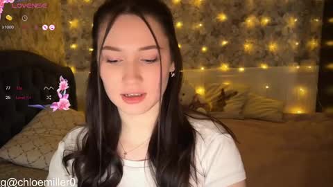 Snapshot of _chloe_miller_ chatting on February 16, 2025, 2:00 pm _chloe_miller_ online show from February 16, 2025, 2:00 pm