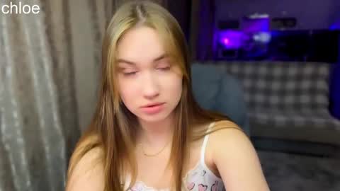 Snapshot of _chloe_miller_ chatting on October 14, 2025, 6:20 pm _chloe_miller_ online show from October 14, 2025, 6:20 pm