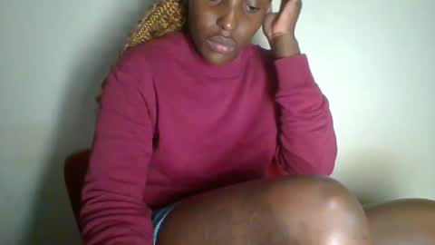 clara online show from February 2, 2025, 3:39 pm