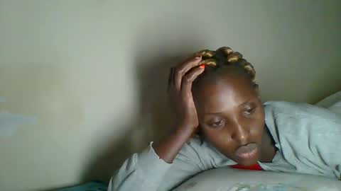 clara online show from February 14, 2025, 6:02 am