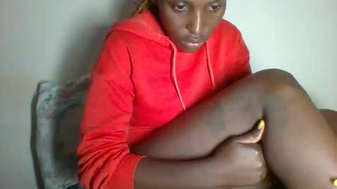 clara online show from February 26, 2025, 12:25 pm