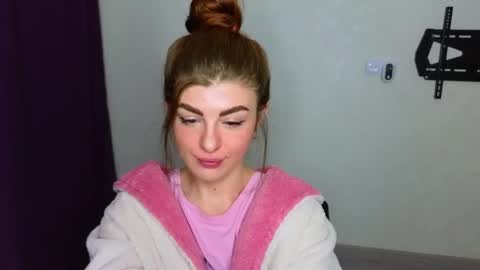 Snapshot of _comefeelme_ chatting on February 6, 2025, 3:06 am D online show from February 6, 2025, 3:06 am