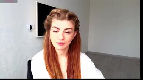 Snapshot of _comefeelme_ chatting on March 10, 2025, 7:32 am D online show from March 10, 2025, 7:32 am