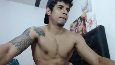  crissgex  online show from October 23, 2025, 5:33 pm