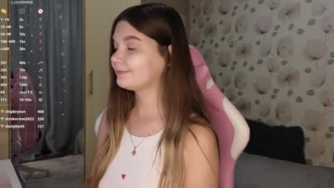 Snapshot of _cute_ice chatting on December 9, 2024, 7:39 am _cute_ice online show from December 9, 2024, 7:39 am