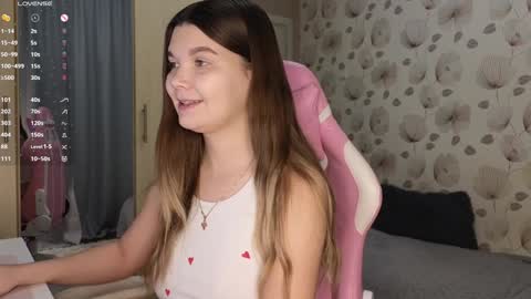 Snapshot of _cute_ice chatting on December 12, 2024, 4:37 am _cute_ice online show from December 12, 2024, 4:37 am