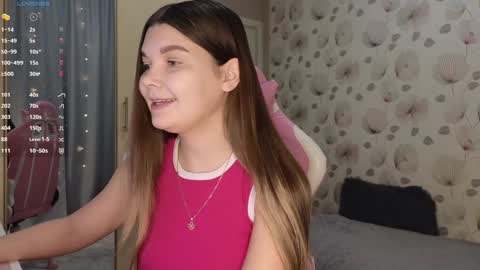 Snapshot of _cute_ice chatting on January 17, 2025, 5:00 am _cute_ice online show from January 17, 2025, 5:00 am