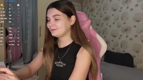 Snapshot of _cute_ice chatting on January 23, 2025, 4:30 am _cute_ice online show from January 23, 2025, 4:30 am