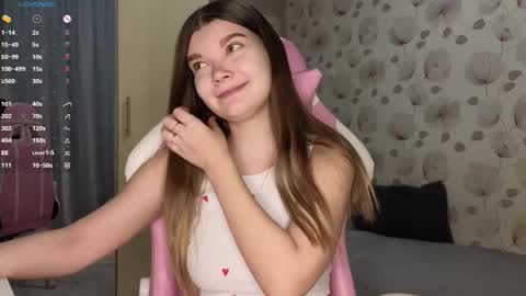 Snapshot of _cute_ice chatting on February 14, 2025, 5:09 am _cute_ice online show from February 14, 2025, 5:09 am