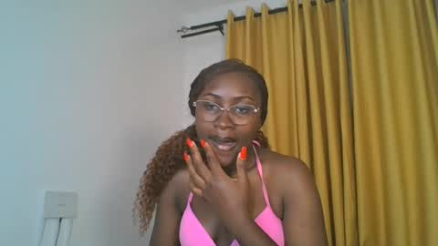 STEPH online show from October 8, 2025, 3:53 pm