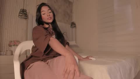 Dakota online show from September 25, 2025, 7:06 pm