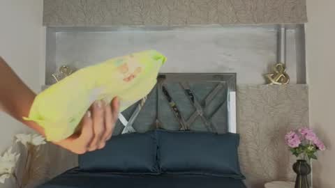 Dante online show from December 3, 2025, 8:07 pm