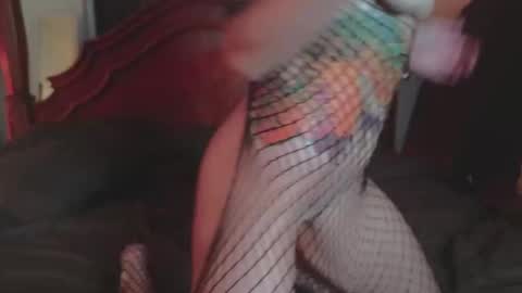 Snapshot of _demi_dee_ chatting on February 10, 2025, 5:19 pm DemiDee online show from February 10, 2025, 5:19 pm