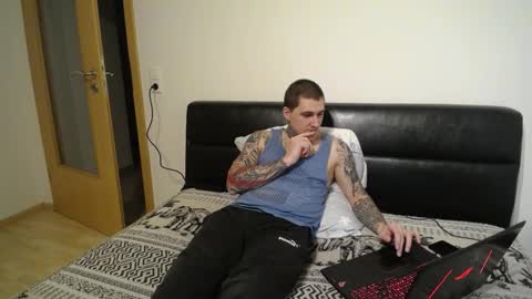 Snapshot of _devil_in_me_ chatting on January 7, 2025, 4:16 pm _devil_in_me_ online show from January 7, 2025, 4:16 pm