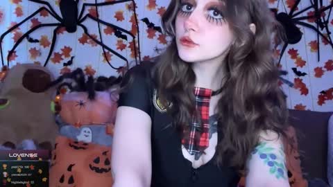 Snapshot of _devilbaby chatting on October 25, 2025, 5:48 am Kate online show from October 25, 2025, 5:48 am