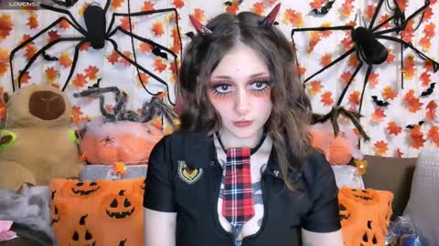 Snapshot of _devilbaby chatting on October 29, 2025, 7:15 pm Kate online show from October 29, 2025, 7:15 pm