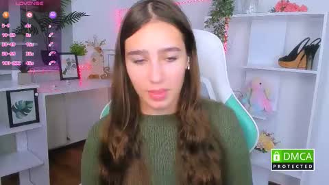 Lizzy  online show from November 3, 2025, 9:16 pm