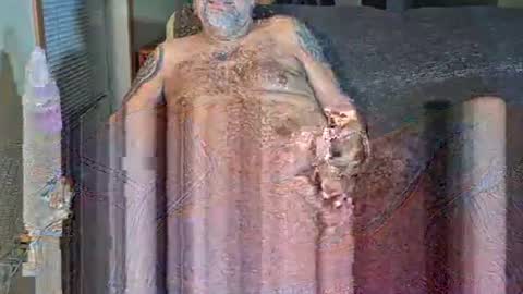 Snapshot of _emerald_city chatting on November 21, 2025, 1:43 pm _emerald_city online show from November 21, 2025, 1:43 pm