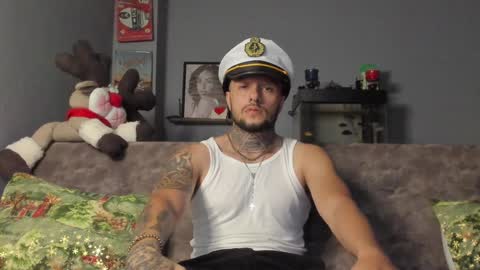 Snapshot of _emilio_escobar chatting on December 27, 2024, 10:34 am Emilio online show from December 27, 2024, 10:34 am