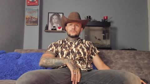 Snapshot of _emilio_escobar chatting on January 26, 2025, 10:34 am Emilio online show from January 26, 2025, 10:34 am
