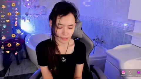 _emily__strike_ online show from October 9, 2025, 10:02 am