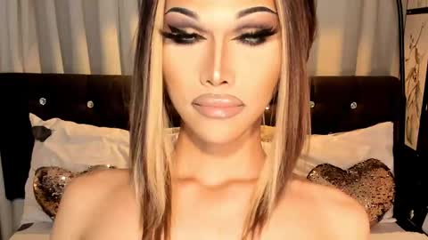 Snapshot of _enchantress_samira_ chatting on January 12, 2025, 12:49 am GODDESS SAMIRA online show from January 12, 2025, 12:49 am