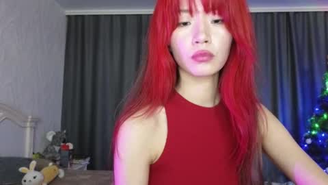 Snapshot of _eve____ chatting on December 10, 2024, 9:33 pm EveEva online show from December 10, 2024, 9:33 pm