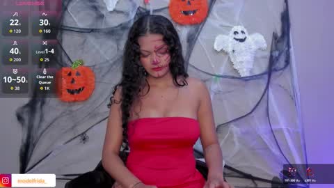 Snapshot of _frida_1 chatting on October 21, 2025, 3:13 pm Frida online show from October 21, 2025, 3:13 pm