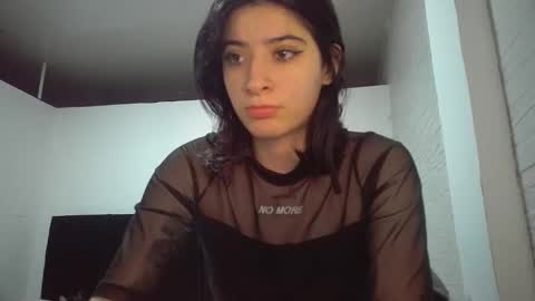 Mia-foster online show from December 16, 2025, 10:15 pm