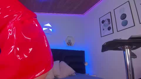 Snapshot of _giarose chatting on February 22, 2025, 6:30 pm Gia Rose online show from February 22, 2025, 6:30 pm