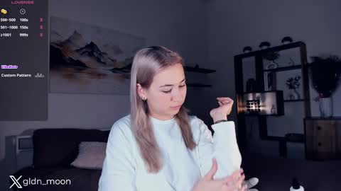 Rina online show from January 11, 2025, 7:38 pm