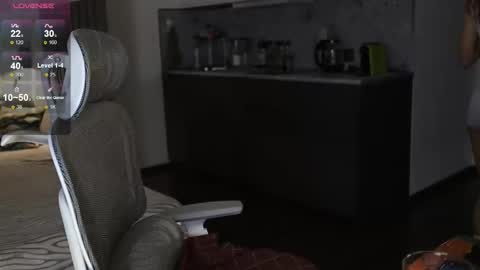 Katarina online show from November 5, 2025, 3:23 pm