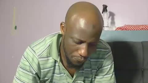 Snapshot of _hairlyboy chatting on October 27, 2025, 9:08 pm _hairlyboy online show from October 27, 2025, 9:08 pm