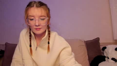 _hey_scarlett_ online show from January 17, 2025, 8:11 pm