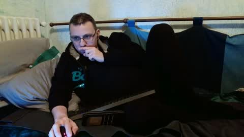 Snapshot of _horny___boy_ chatting on December 28, 2024, 9:30 pm Manuel online show from December 28, 2024, 9:30 pm