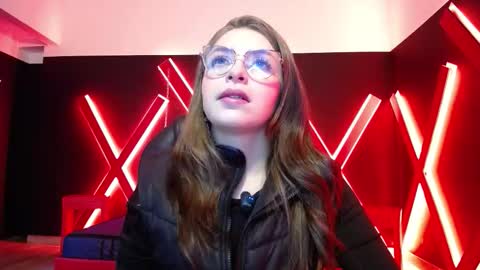 Isa online show from December 1, 2025, 11:48 am