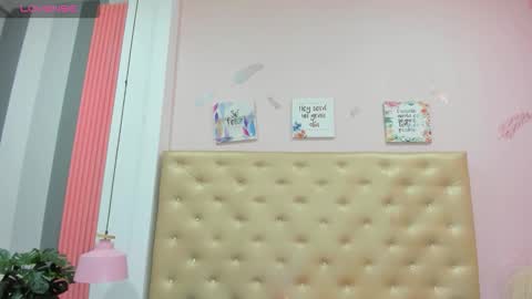 Snapshot of _jade_01 chatting on October 22, 2025, 12:27 pm J A D E online show from October 22, 2025, 12:27 pm