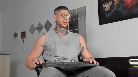 Snapshot of _jamesleandros chatting on March 2, 2025, 5:01 am jeison online show from March 2, 2025, 5:01 am