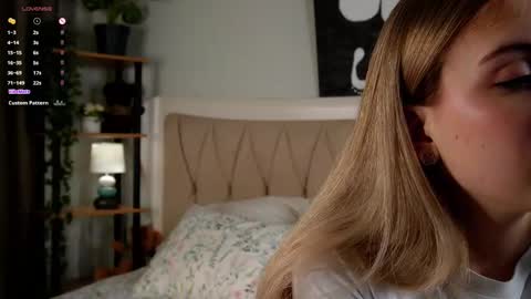 Snapshot of _jasminestea_ chatting on March 4, 2025, 1:12 am Candy online show from March 4, 2025, 1:12 am