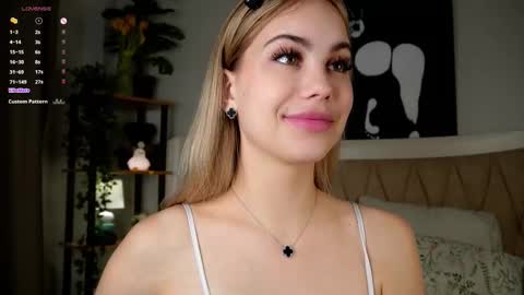 Snapshot of _jasminestea_ chatting on March 9, 2025, 1:14 am Candy online show from March 9, 2025, 1:14 am