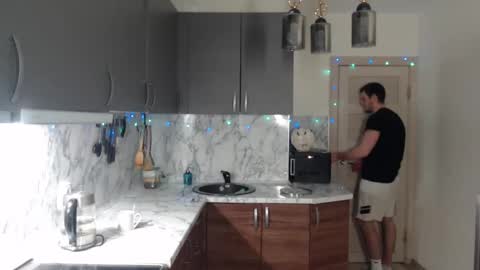 Joni online show from February 14, 2025, 3:05 pm