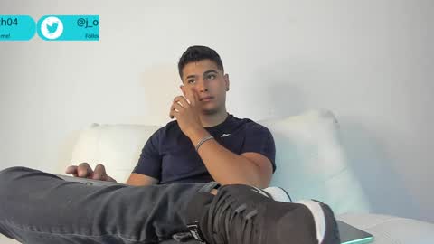 Snapshot of _juanes__ chatting on December 24, 2024, 5:55 pm _juanes__ online show from December 24, 2024, 5:55 pm