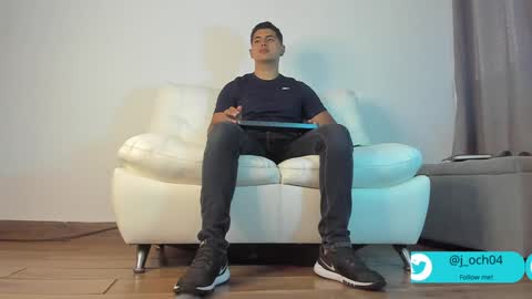 Snapshot of _juanes__ chatting on January 12, 2025, 8:14 pm _juanes__ online show from January 12, 2025, 8:14 pm